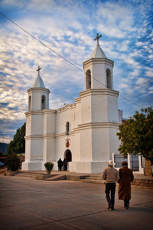 [Aconchi.Mission.Mass.jpg]