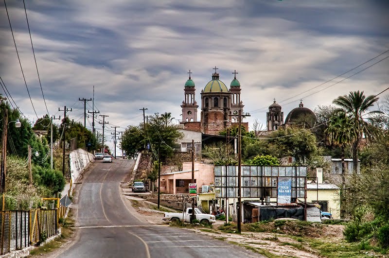 [RioSonBaviacorEntranceFeb10.jpg]