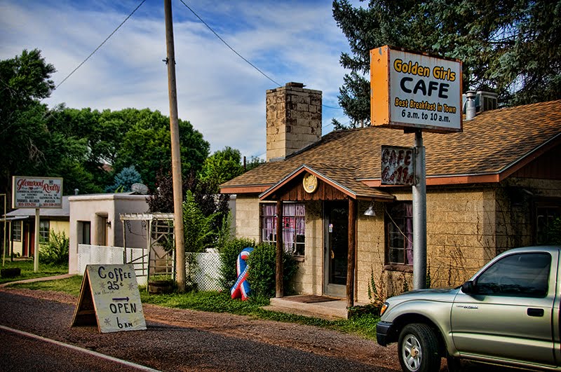 [NMCafeGlenwoodAug09.jpg]
