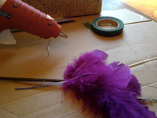 fourwhitepaws: building a feather toy