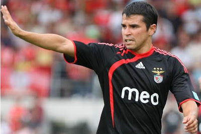 benfica+saviola+el+conejo+slb.jpg