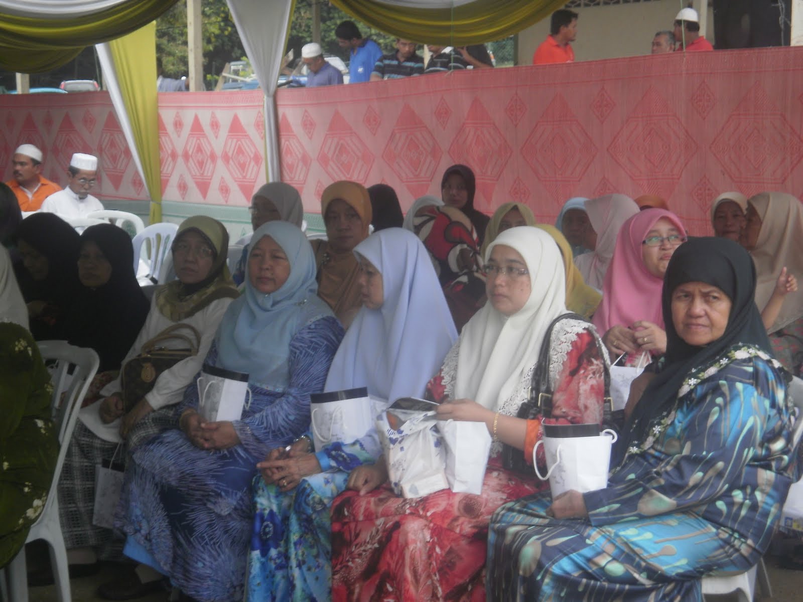 Al-Ahmadiyyah-rasah: Majlis Pecah Tanah Pusat Pengamalan Tarekat Al ...