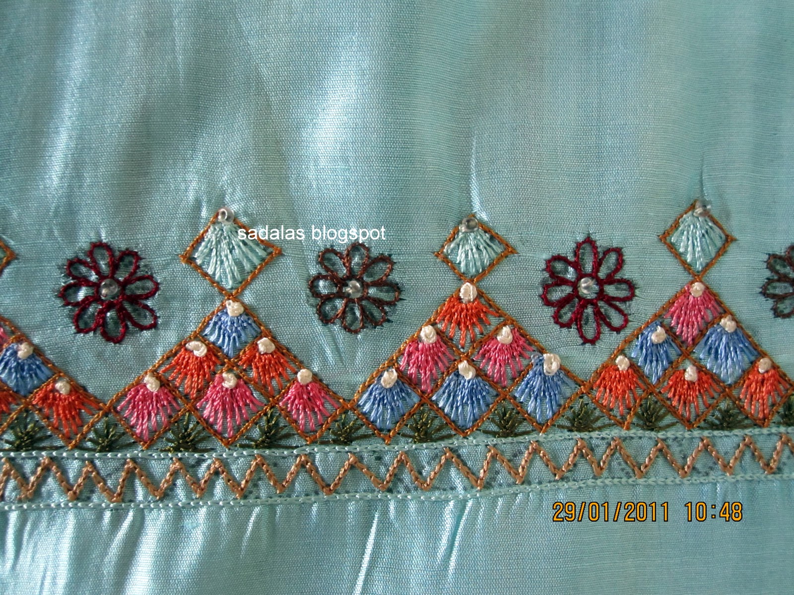 Shisha (embroidery) - Wikipedia, the free encyclopedia
