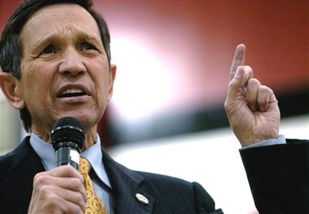 [Dennis_Kucinich2.jpg]