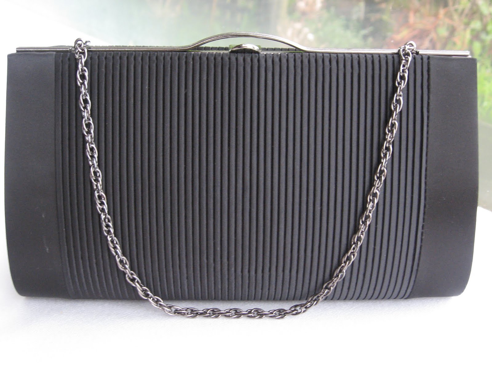 Plain Jane (and no nonsense) Bags of bags