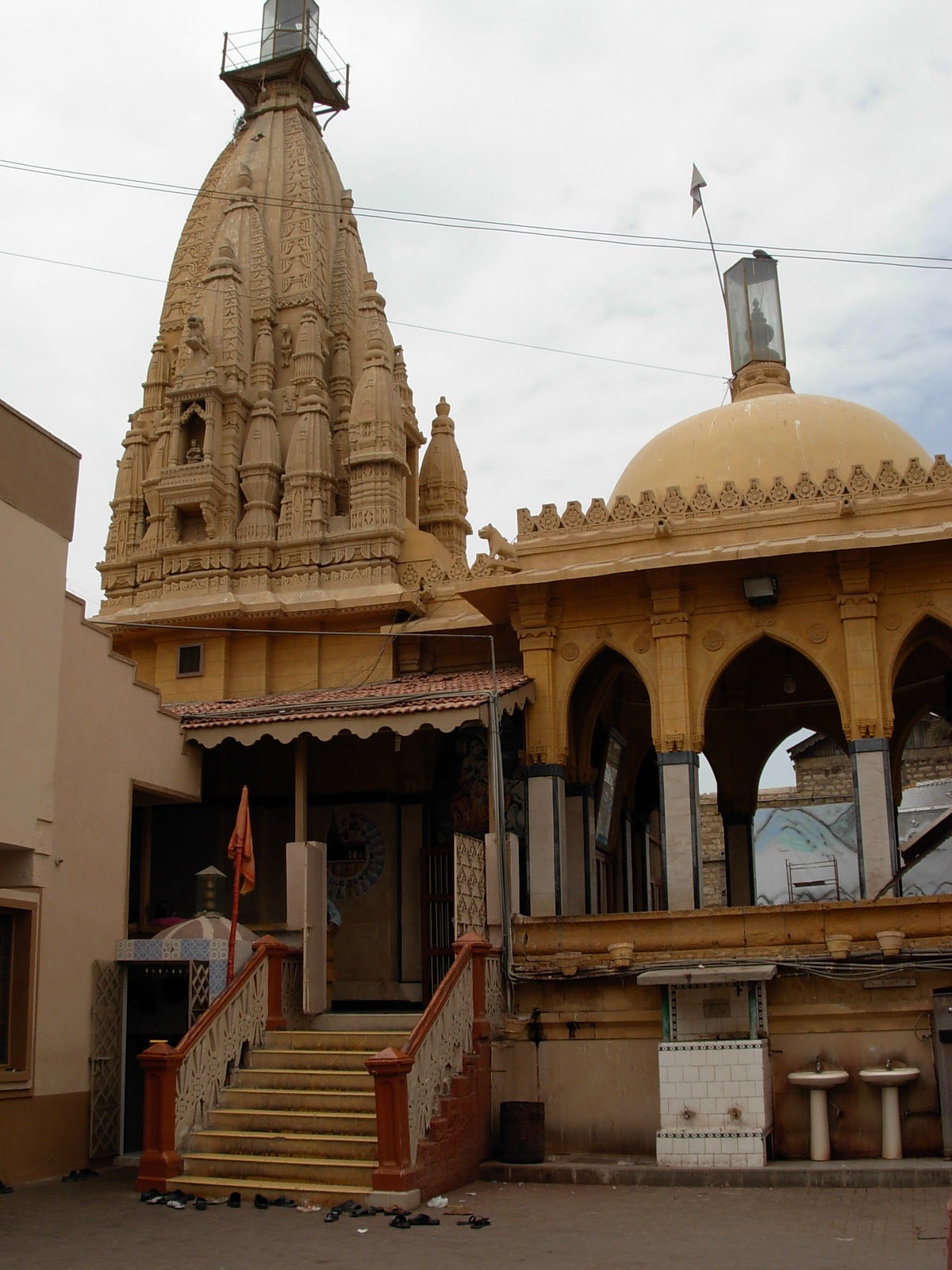 Hindus in karachi Hindus in karachi