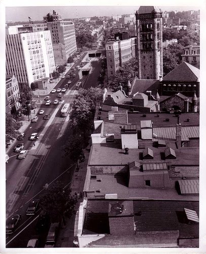 [DuPont+Circle+Streetcar+Tunnel+Portal+South.jpg]