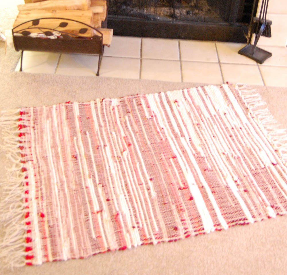 Craftzies Weaving a Throw Rug