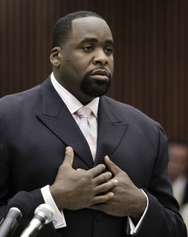 ICHEOKU, KWAME KILPATRICK IS "A GENERAL WITHOUT AN ARMY?"