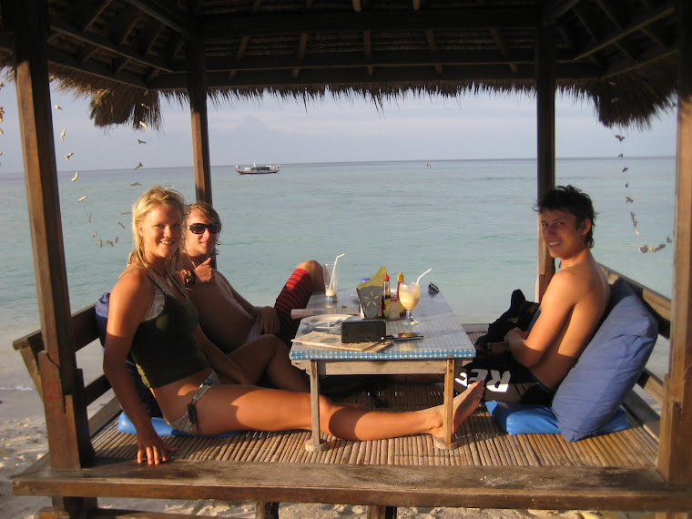 "CHILL" Gili Islands