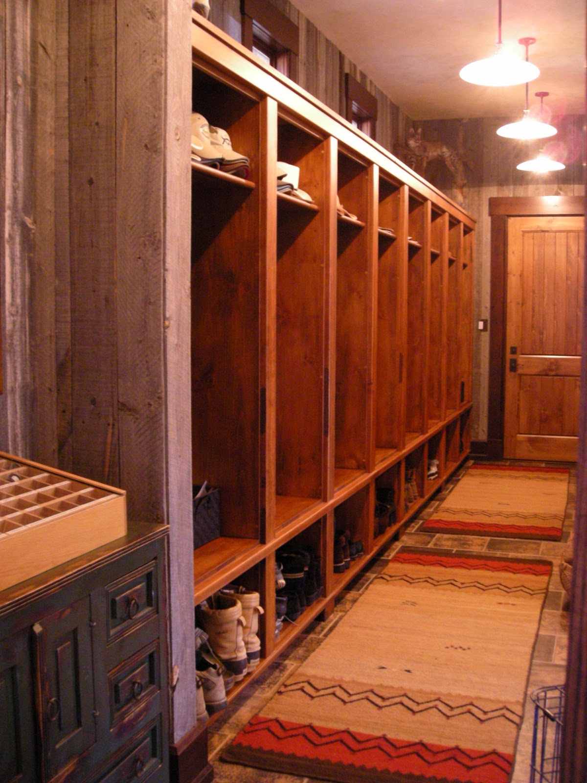 Rustic Woodworks Laundry / Mud Rooms