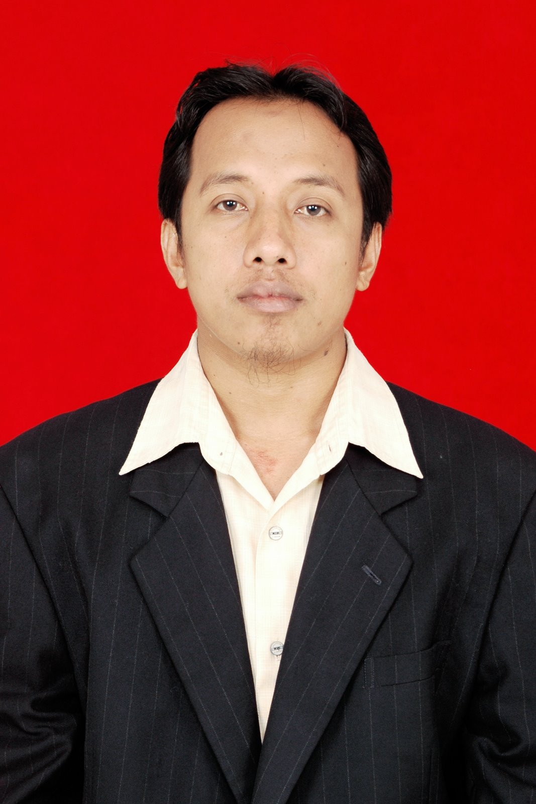 Administartor : Iskandar, S.Pd, M.Pd