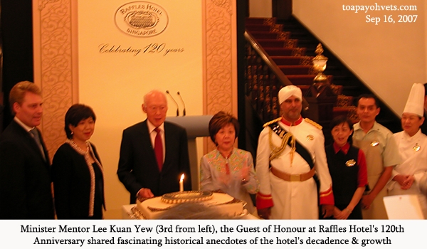 20060916Anniversary_120_Raffles_Hotel_ToaPayohVets.jpg