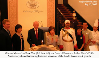 20060916Anniversary_120_Raffles_Hotel_ToaPayohVets.jpg