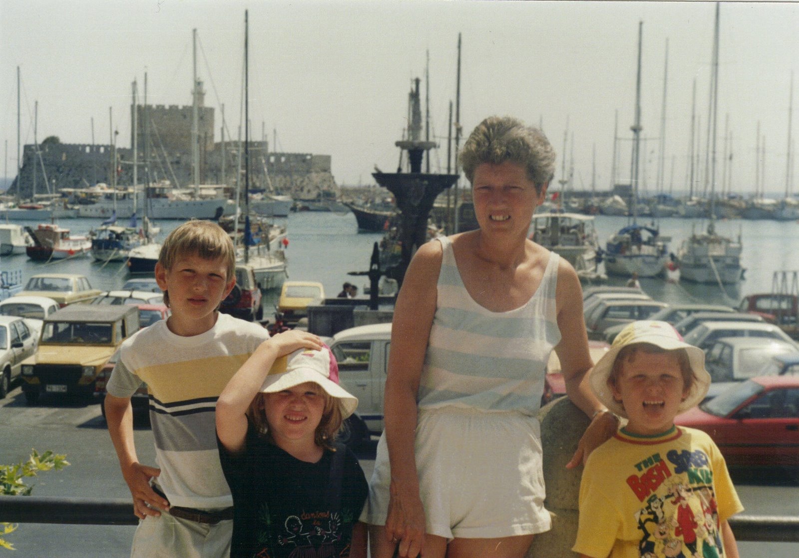 [Rhodes+Harbour.jpg]