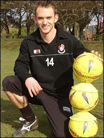 [_41525232_hayterballs_getty270.jpg]