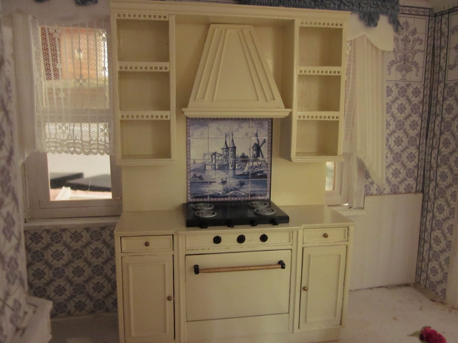 La Grande Maison-The Greenleaf Garfield Dollhouse: Inspired by Claude