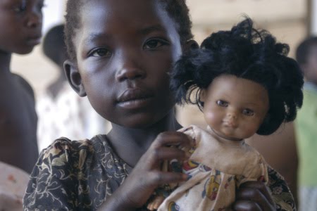 [malawi-liten-tjej_461c341.jpg]