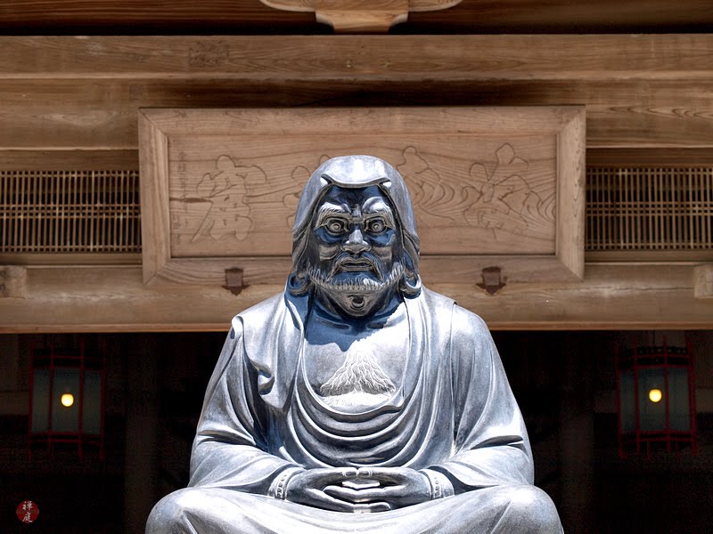 FROM THE GARDEN OF ZEN A Bodhidharma statue in Kenchoji temple