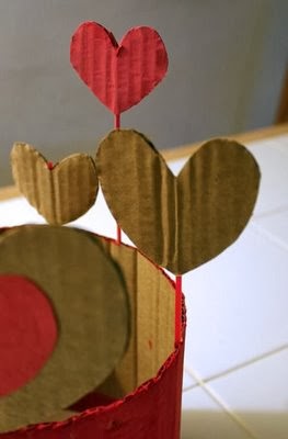 [valentinescrowns13.jpg]