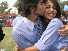 ENJOY IT: Dating in lahore