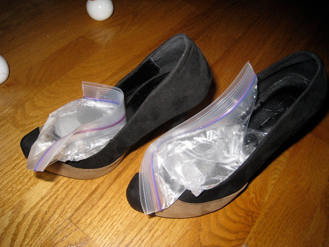 Lipstick Brigade How To Stretch Your Shoes