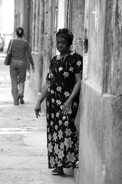[senhora+de+turbante+negro+-+Havana+Vieja+copy.jpg]