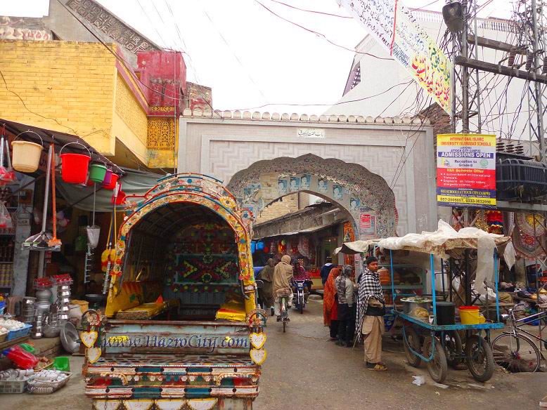 travel agent in kashmiri gate