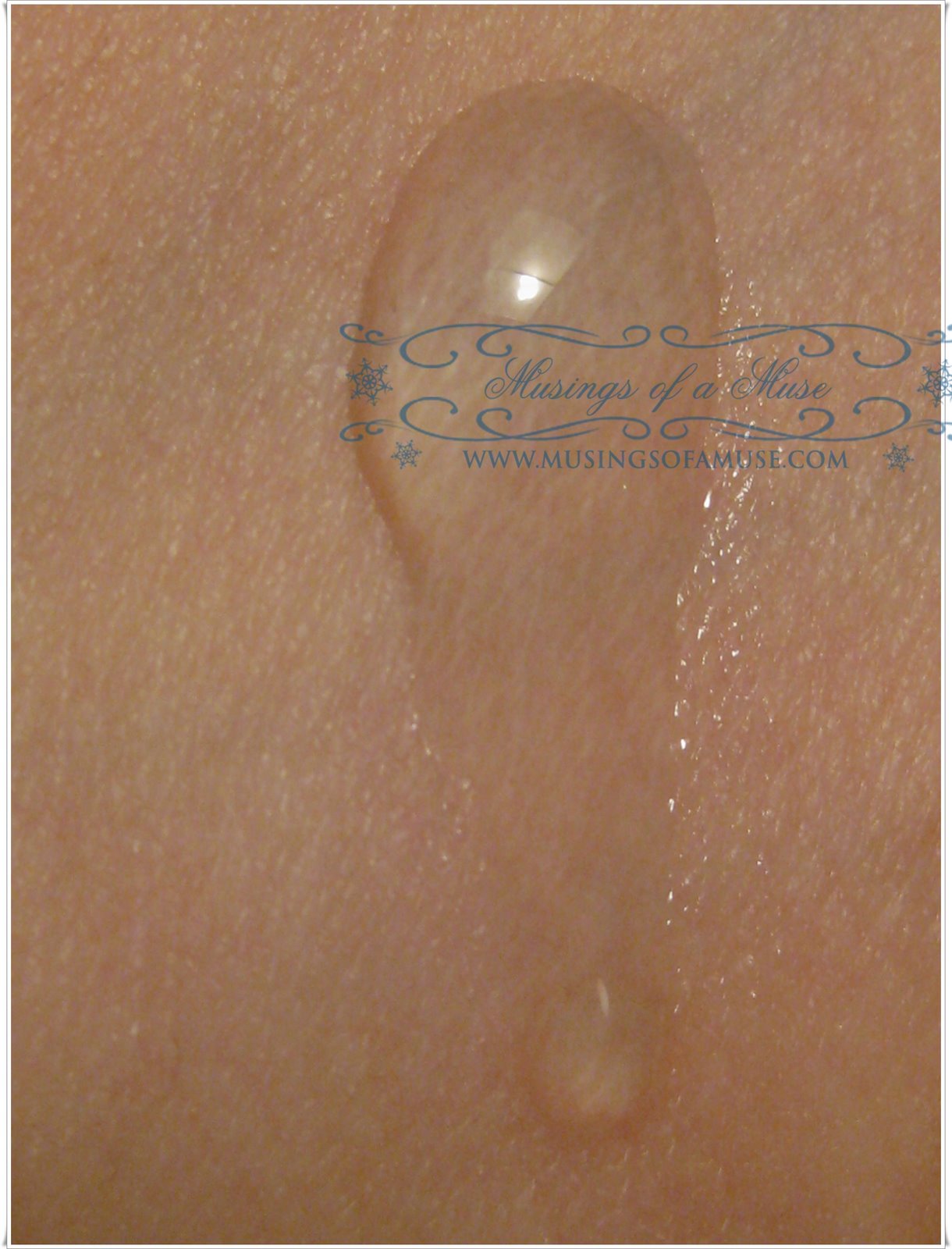 [Aquafina+Hydrating+Lip+Oil+4.jpg]