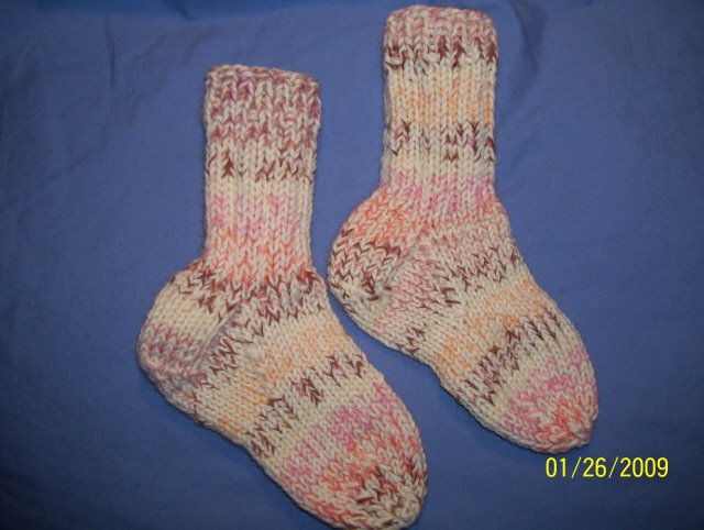 [Sun_Mon+CIC+socks.jpg]