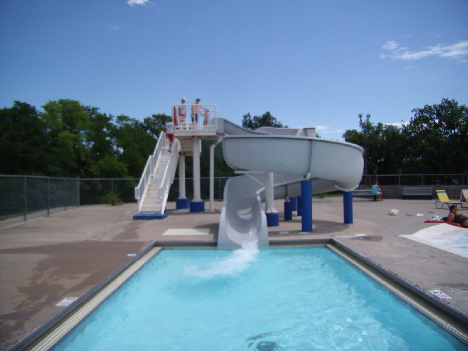Williams Family Bloomfield Municipal Swimming Pool
