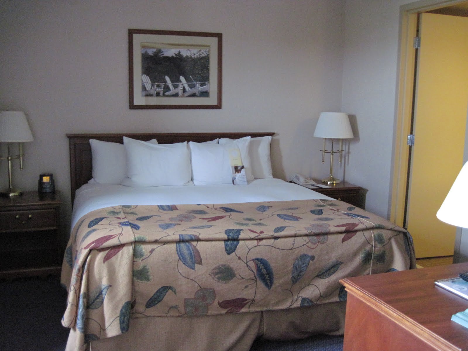 Travel Reviews & Information Auburn Hills, MI Hilton Suites