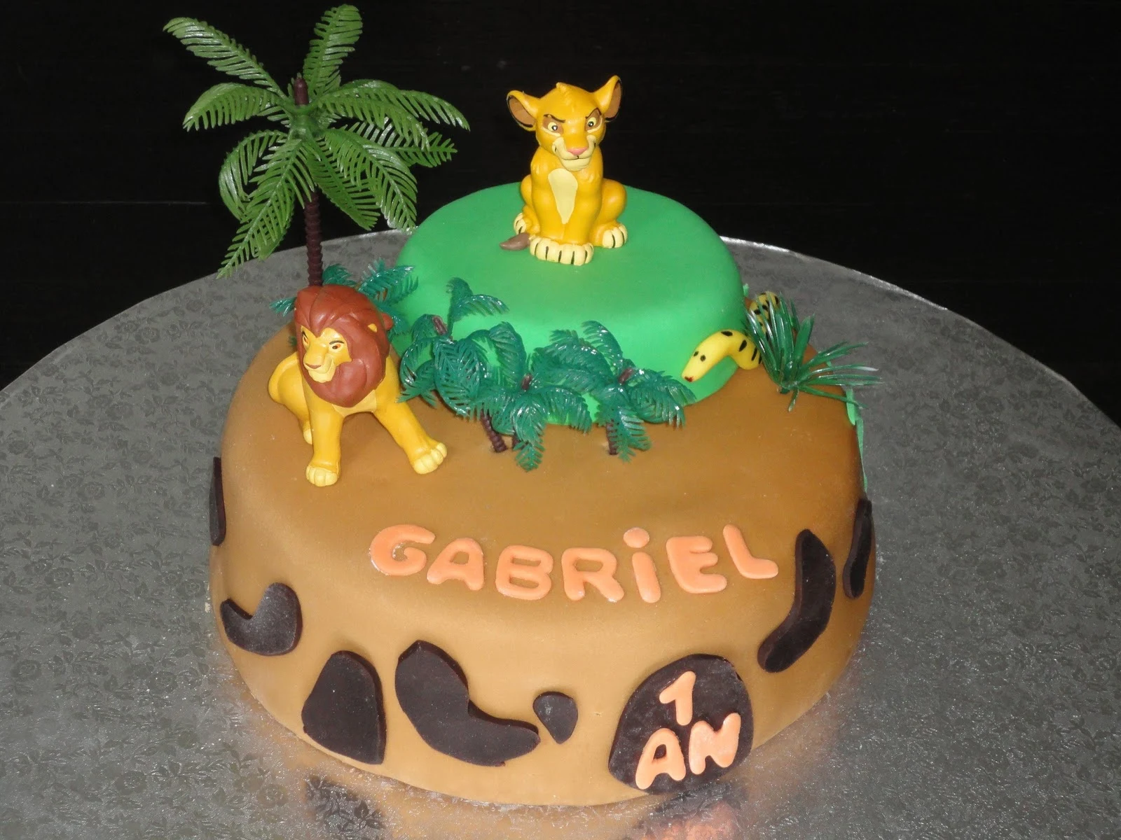 Romanticake: Gâteau "Le roi Lion"