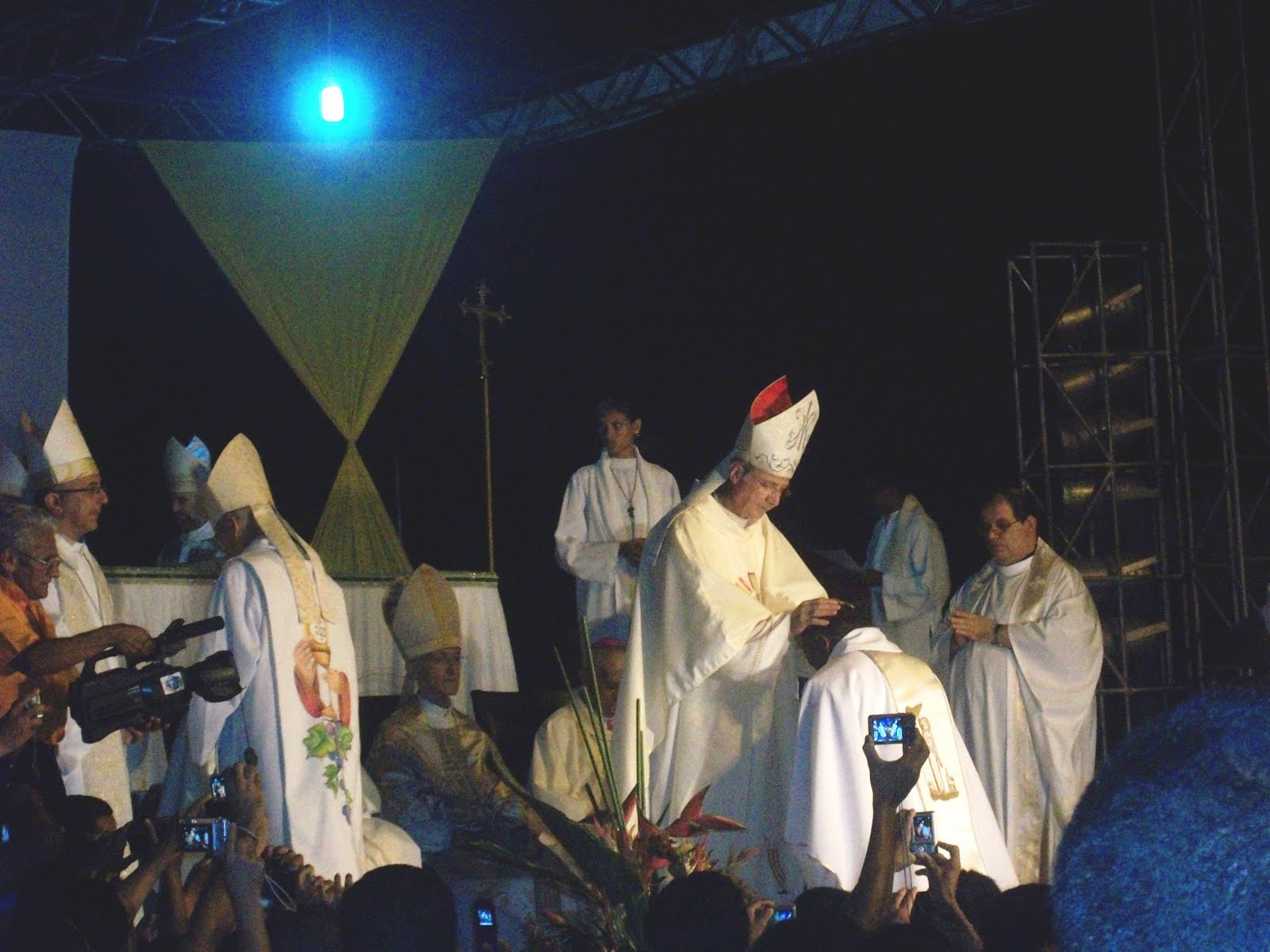 Paroquia Ordenado novo bispo de Brejo
