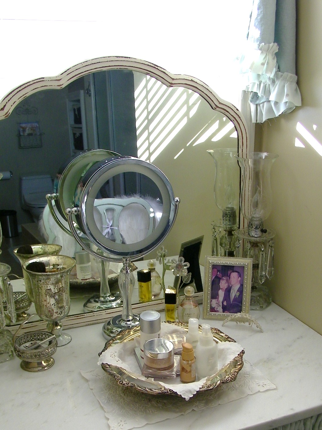 Maison Decor Vintage Mirror for the Vanity