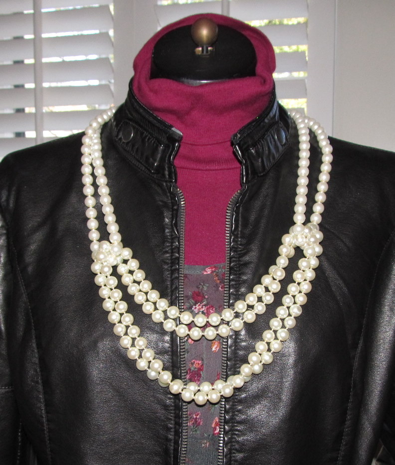WobiSobi Pearl Necklace Redo.