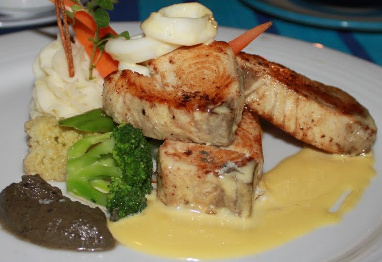 Grilled Spanish Mackerel with Fresh Mint Sauce