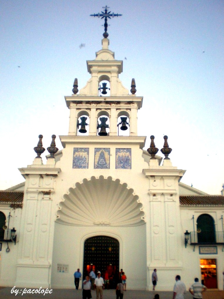 UN RINCON PARA MI TRIPODE Aldea del Rocio.Huelva