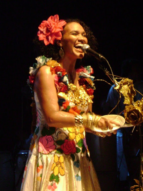 Fizemos um figurino especial para uma noite especial Mariene de Castro no show "Abraçe a Vida"