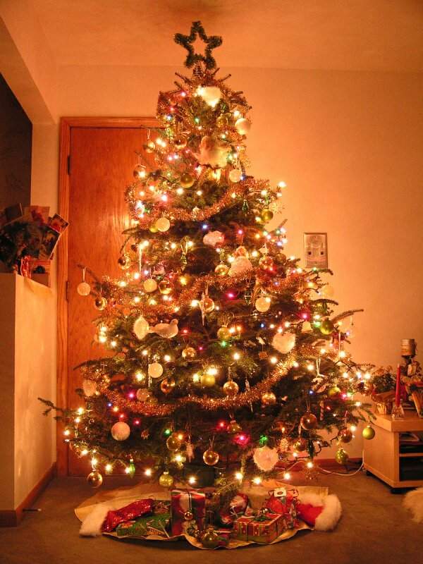  Gambar  Pohon Natal