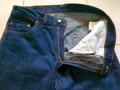 Longhorn's Vintage Clothing: [SOLD] Vintage Levi's 505-0217 Jeans W36 L36