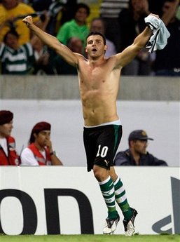 [vuk+AP+Photo+Armando+França.jpg]