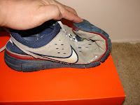 ric on the go: The beat up and old Nike Free v1