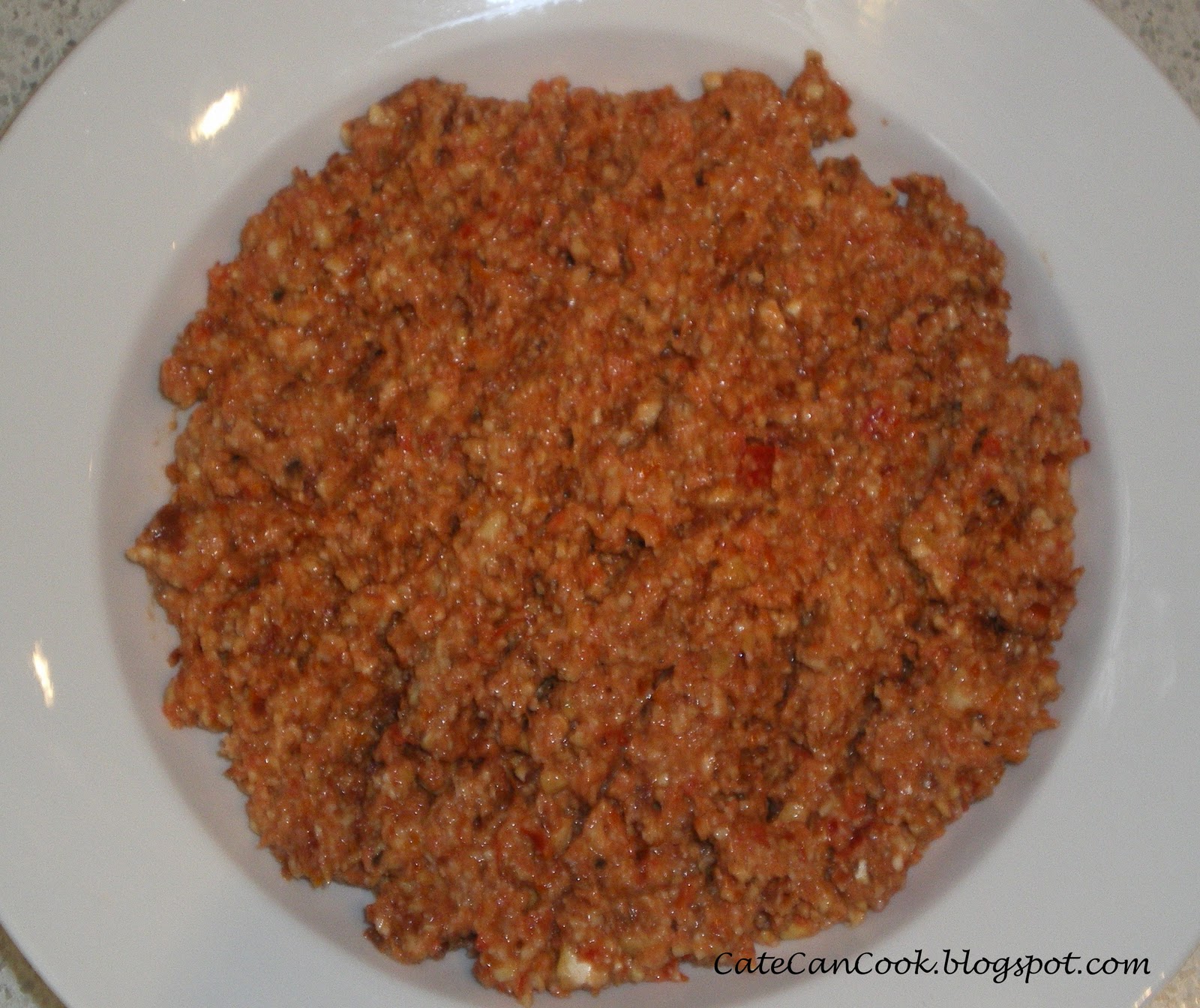 Cate Can Cook, So Can You!! Capsicum and Sundried Tomato Dip and