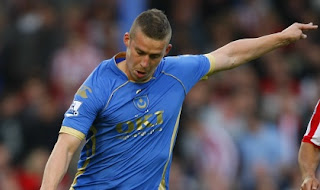 The Best Footballers Sean Davis football player photos