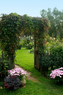 Aiken House & Gardens: The Garden in Autumn