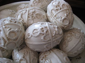 [Ostern+Keramikeier.JPG]