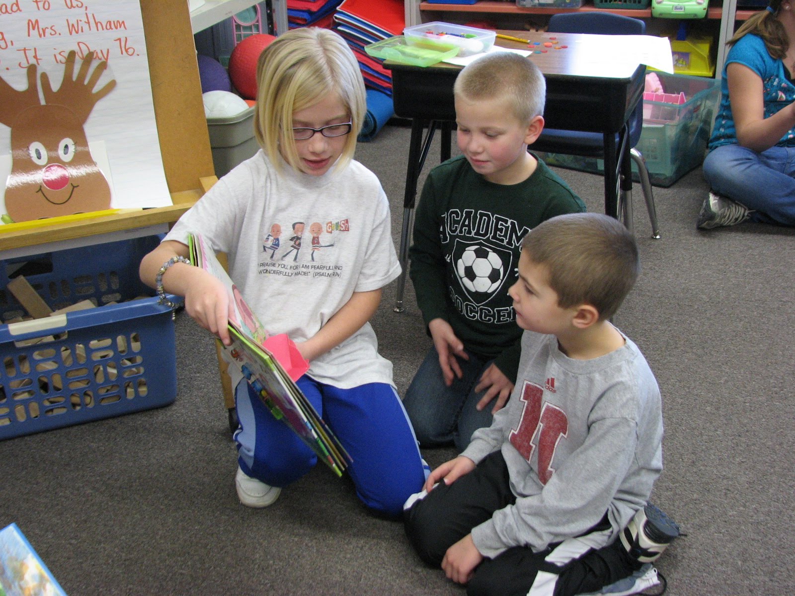 Mrs. Wells' Kindergarten Class 4th Grade Reading Buddies