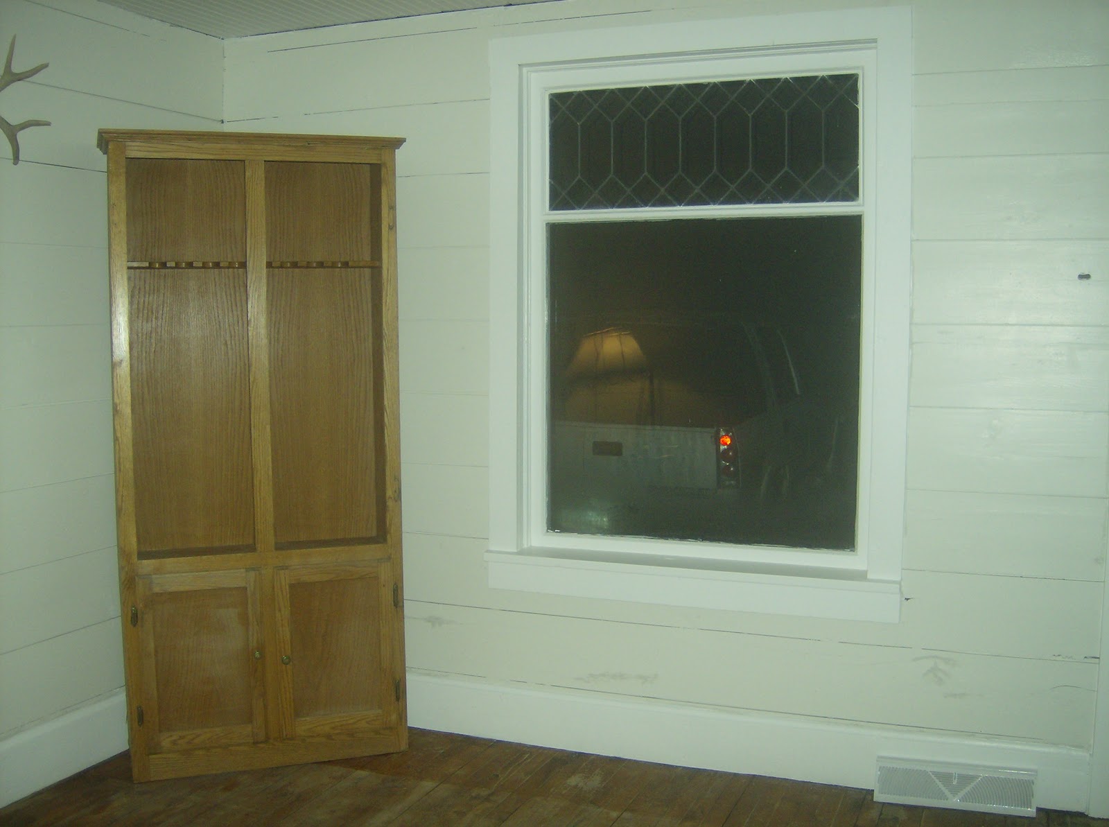 gun cabinet woodworking plans