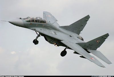 For Sale: Hungria põe a venda 8 MiG-29